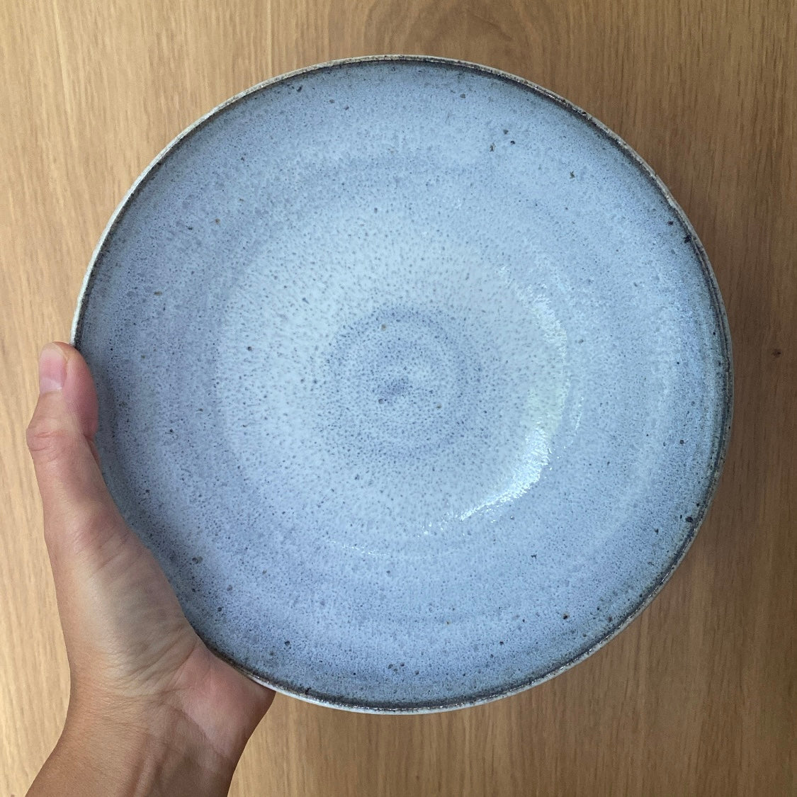 Lyseblå håndlavet keramikskål – poke fad i stentøj
