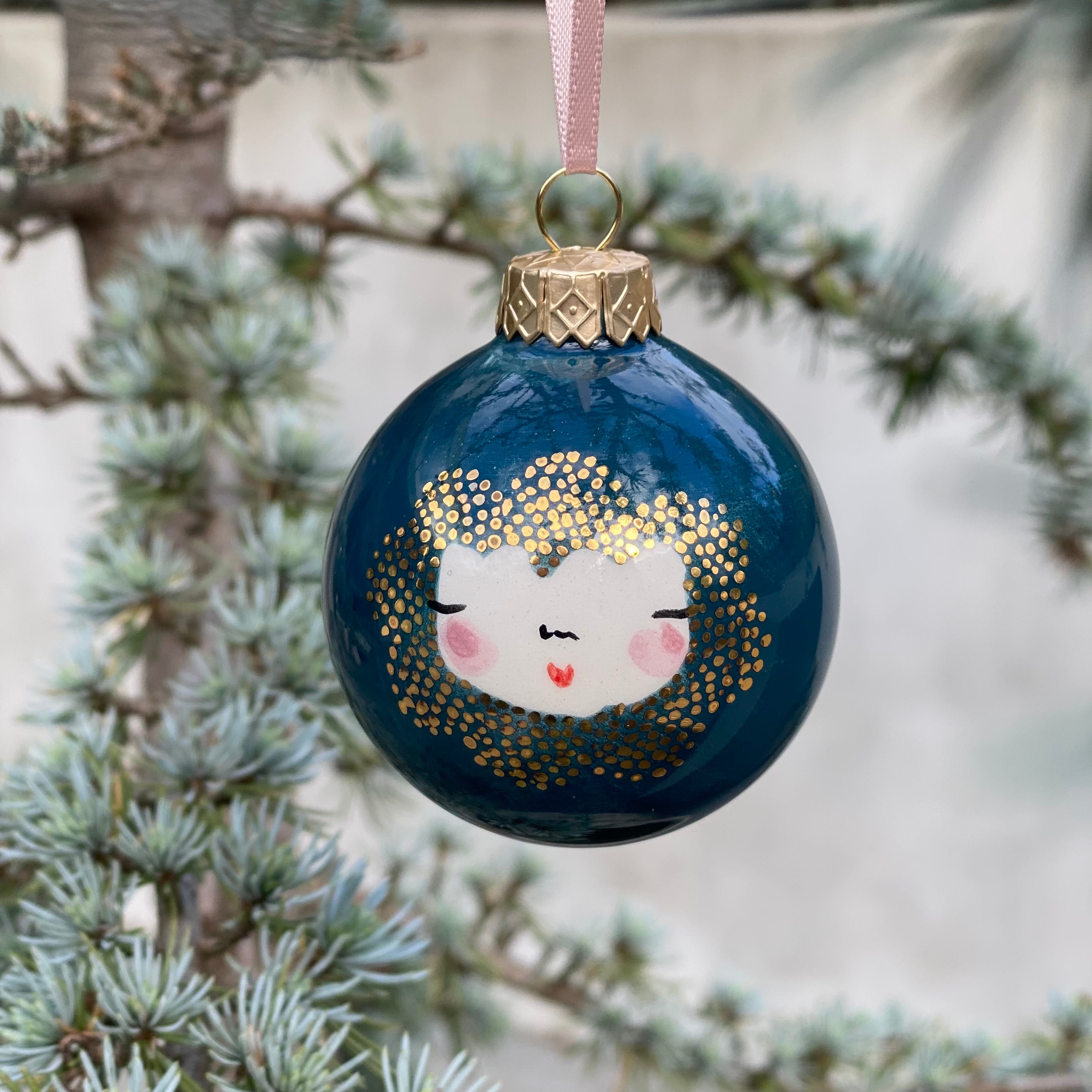 Marinski Heartmade Christmas ball dotty lace - dark blue