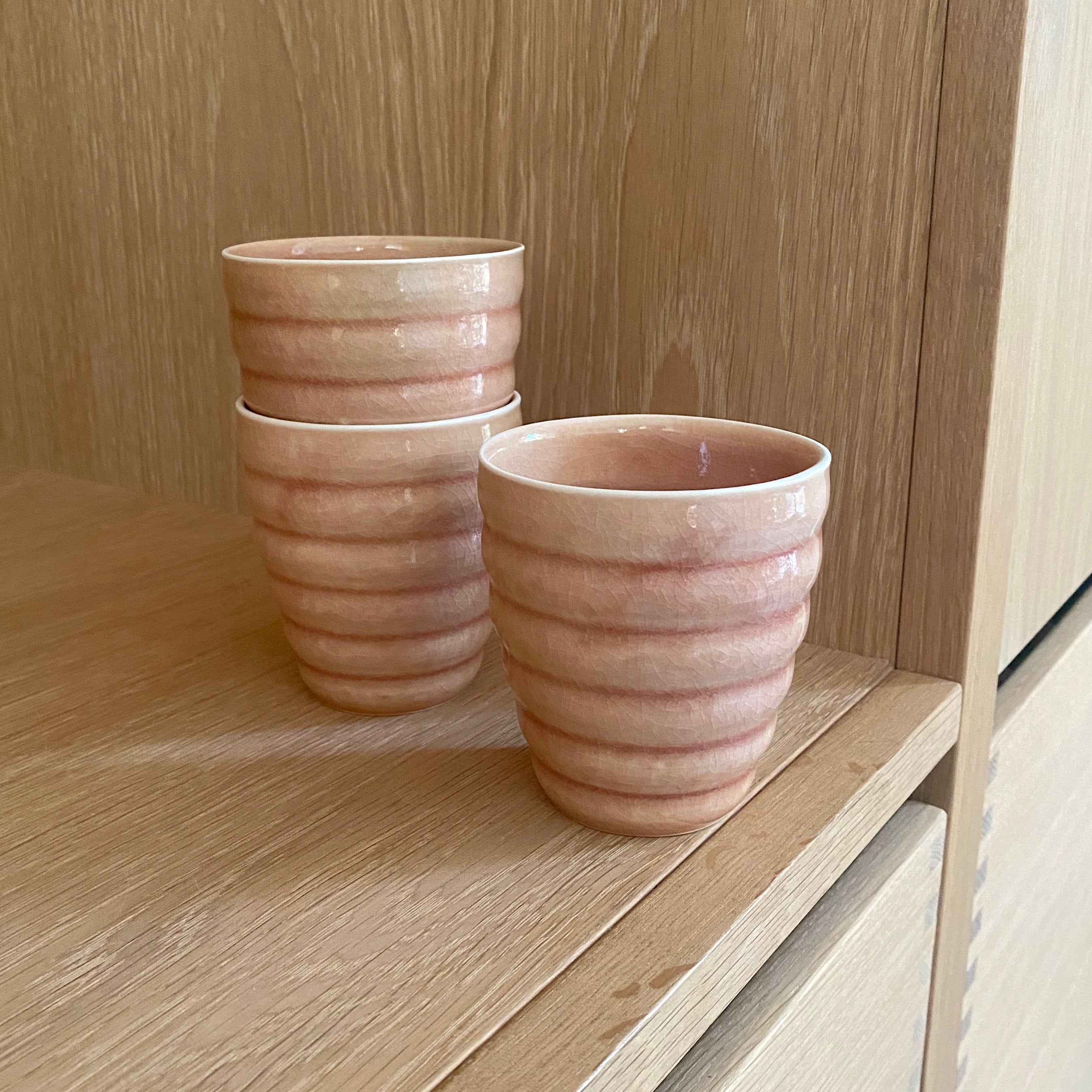 Hanne Bertelsen grooved cup - coral