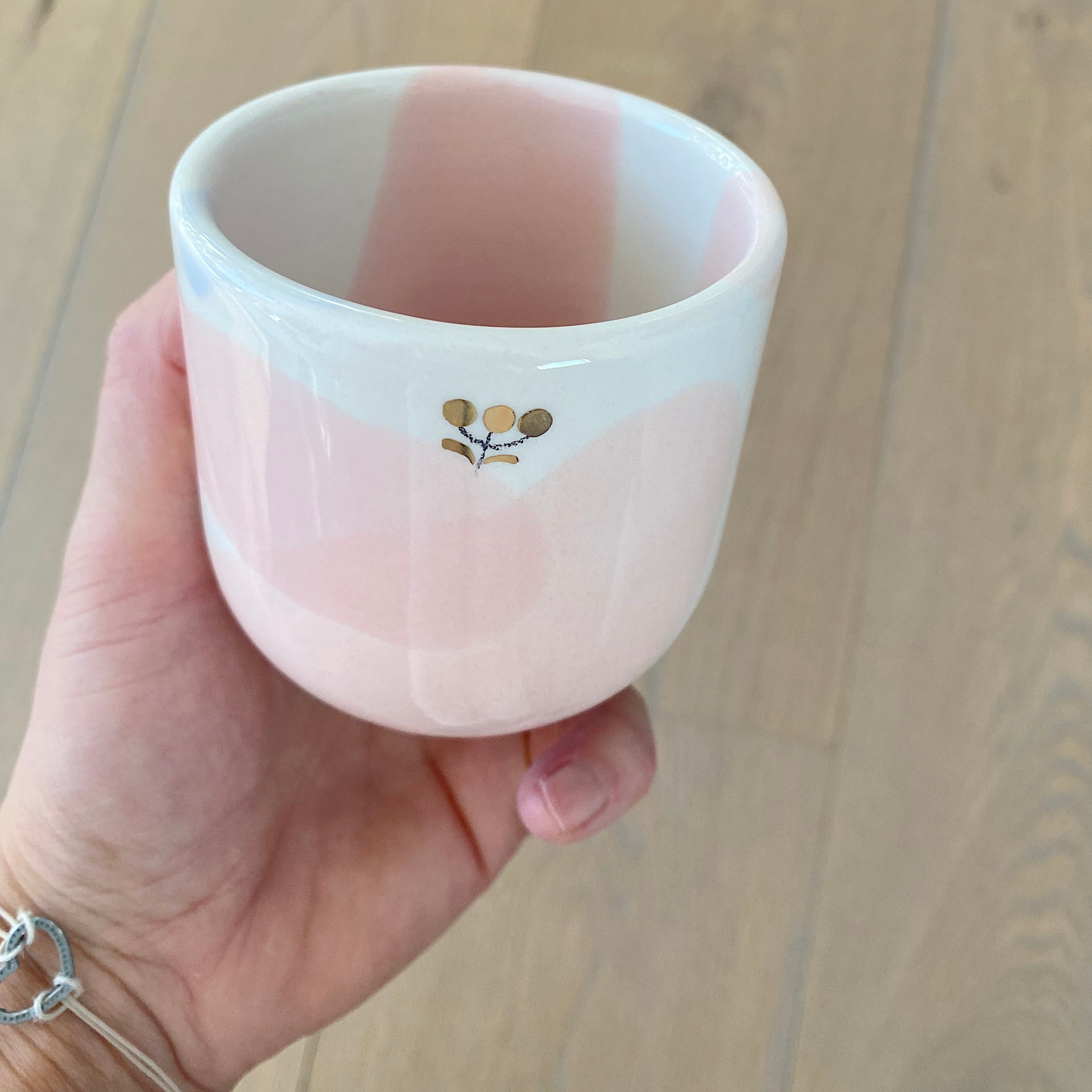 Marinski Heartmade's cappuccino cup daydream flower - peach pink, blush, celestial blue