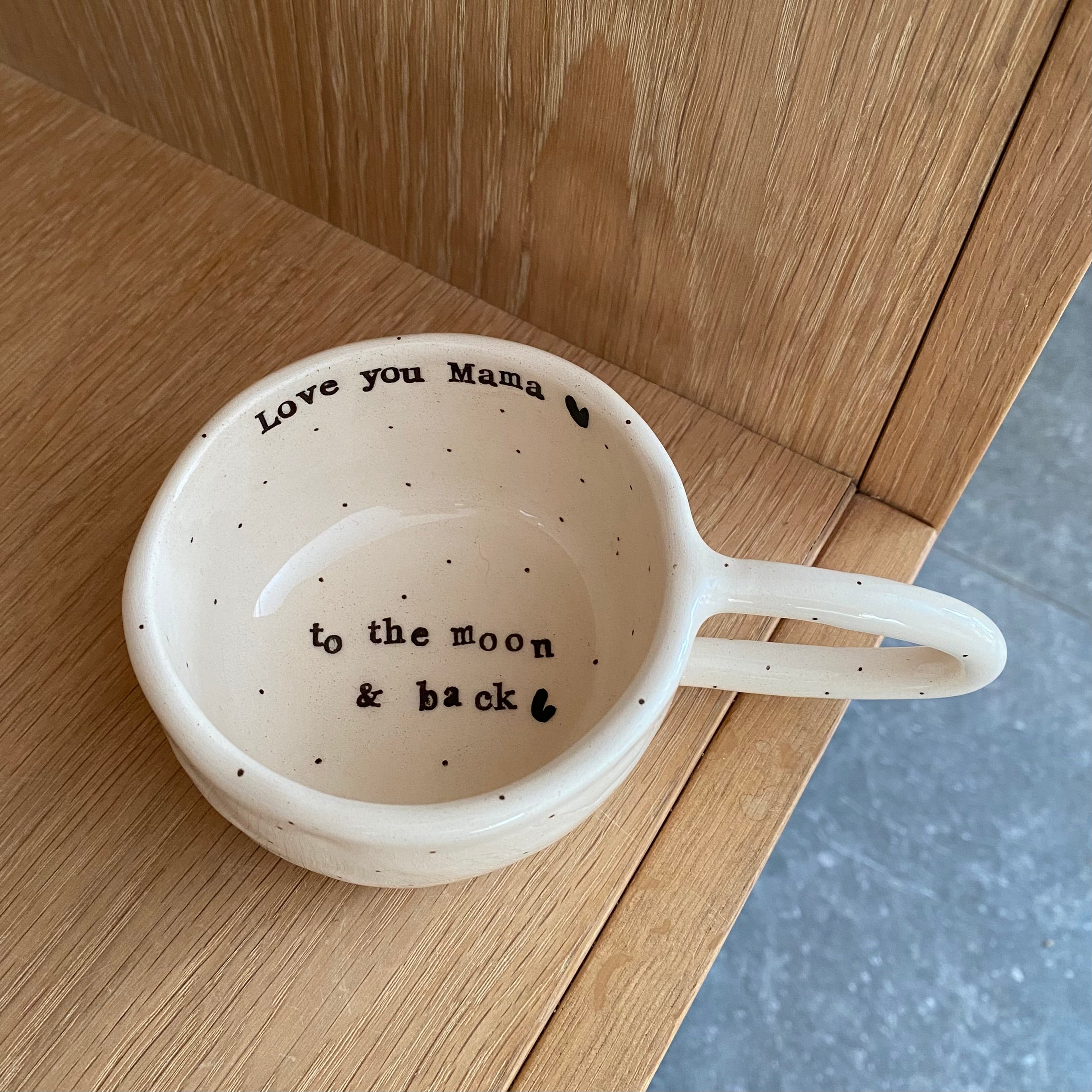 Terra Ceramica pinch kop med tekst, Love you Mama - lys creme