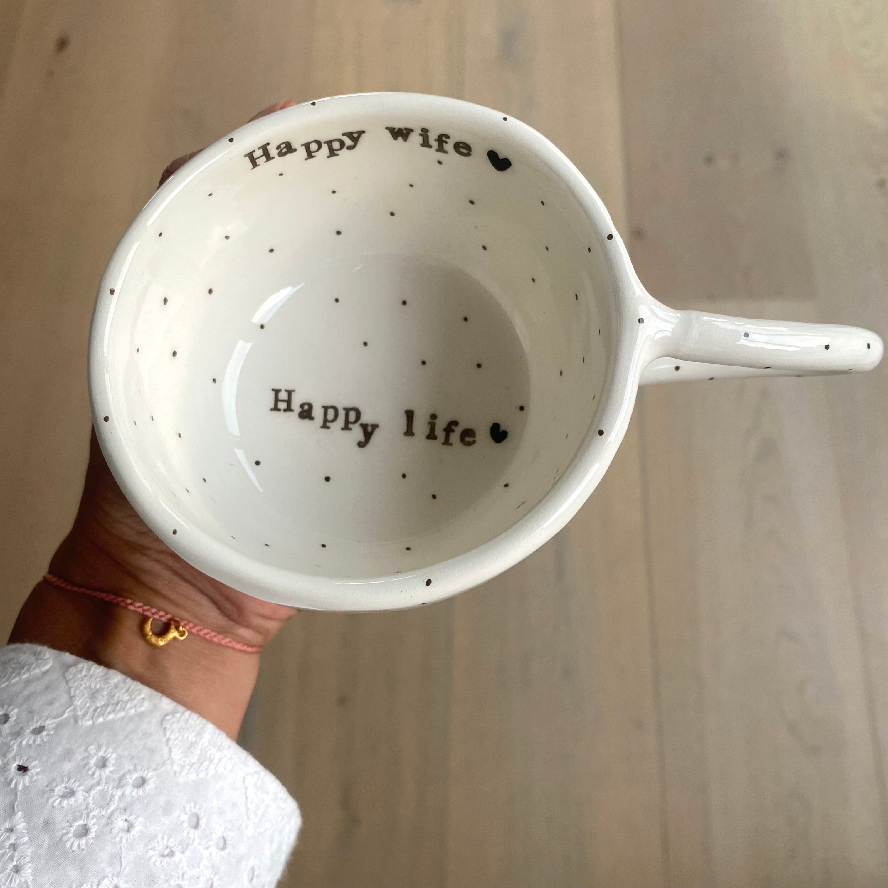 Tasse à pince Terra Ceramica avec texte, Femme heureuse, Vie heureuse - blanc