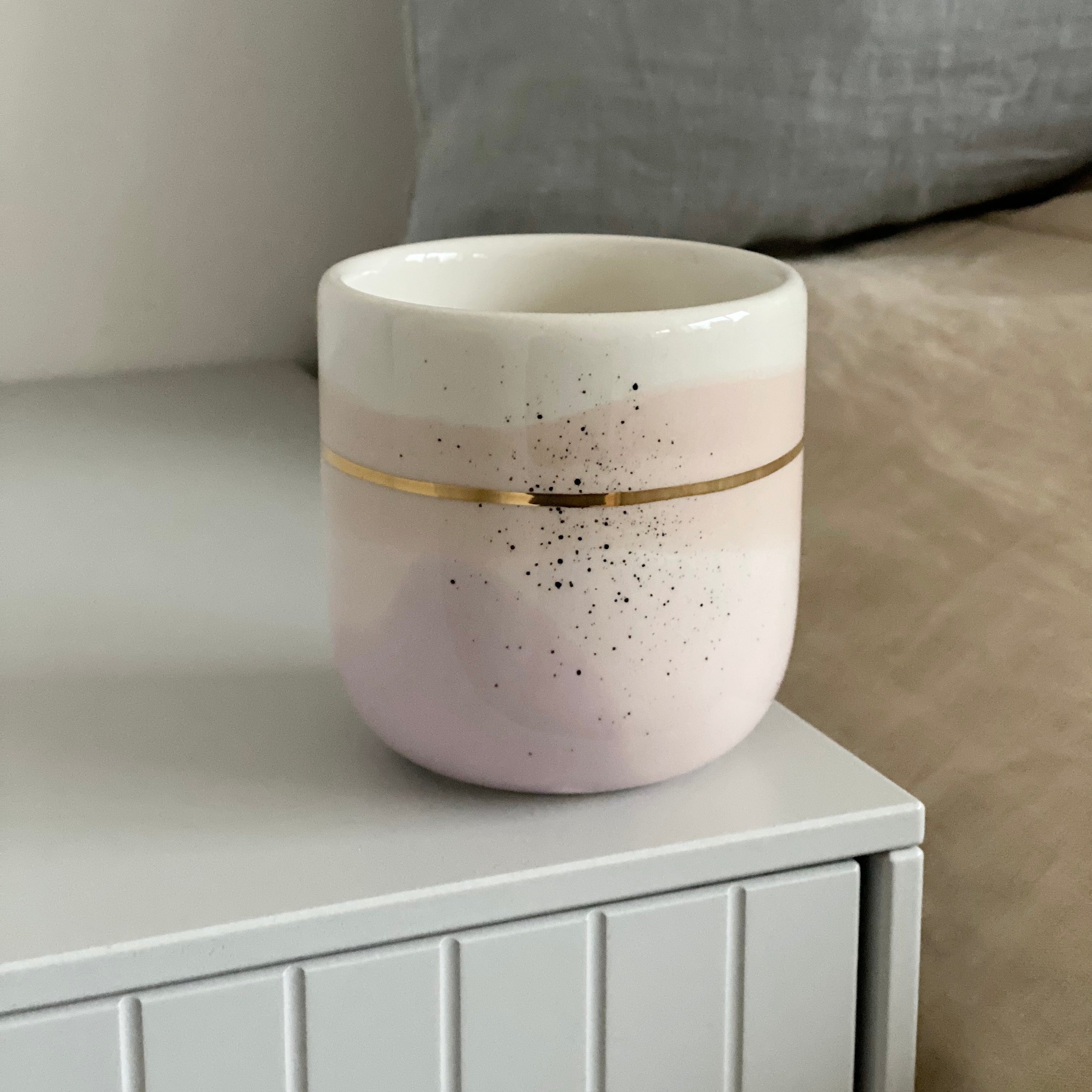 Marinski Heartmades latte kop Landscape - light pink, crema and lavender