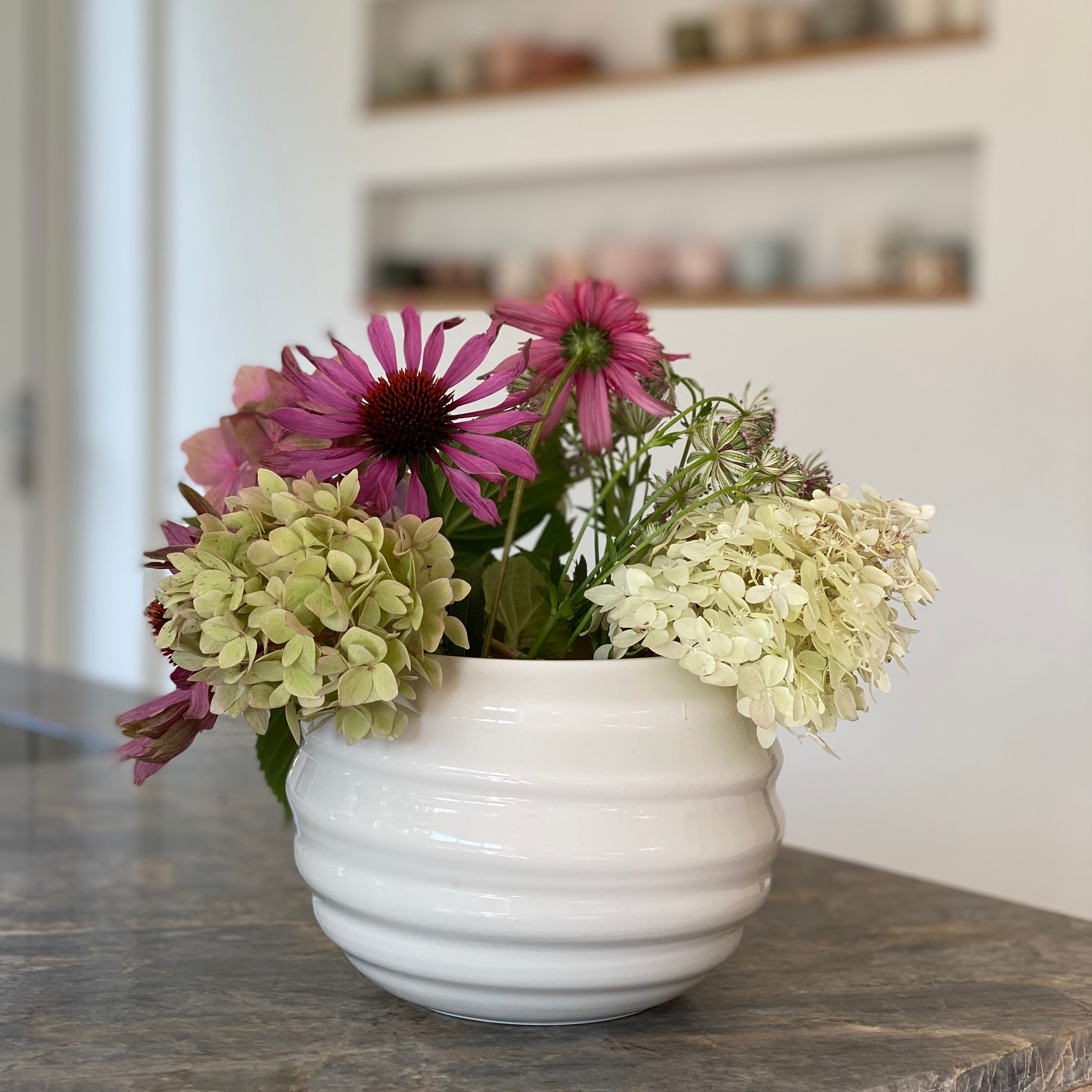 Wauw design vase Songlines - white