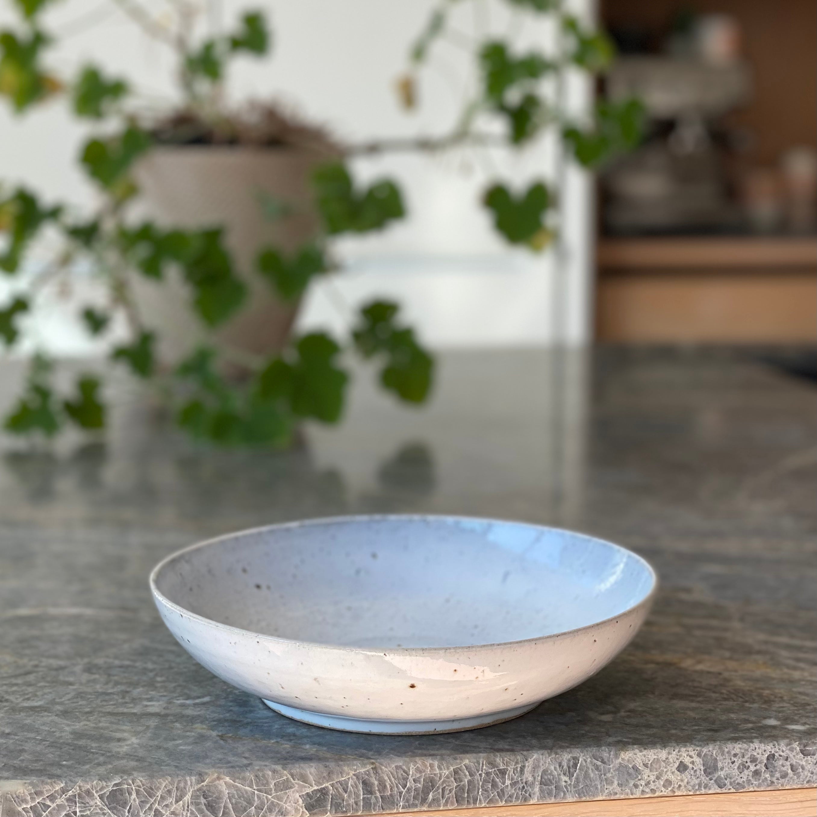 Tasja P poke bowl - white and light blue