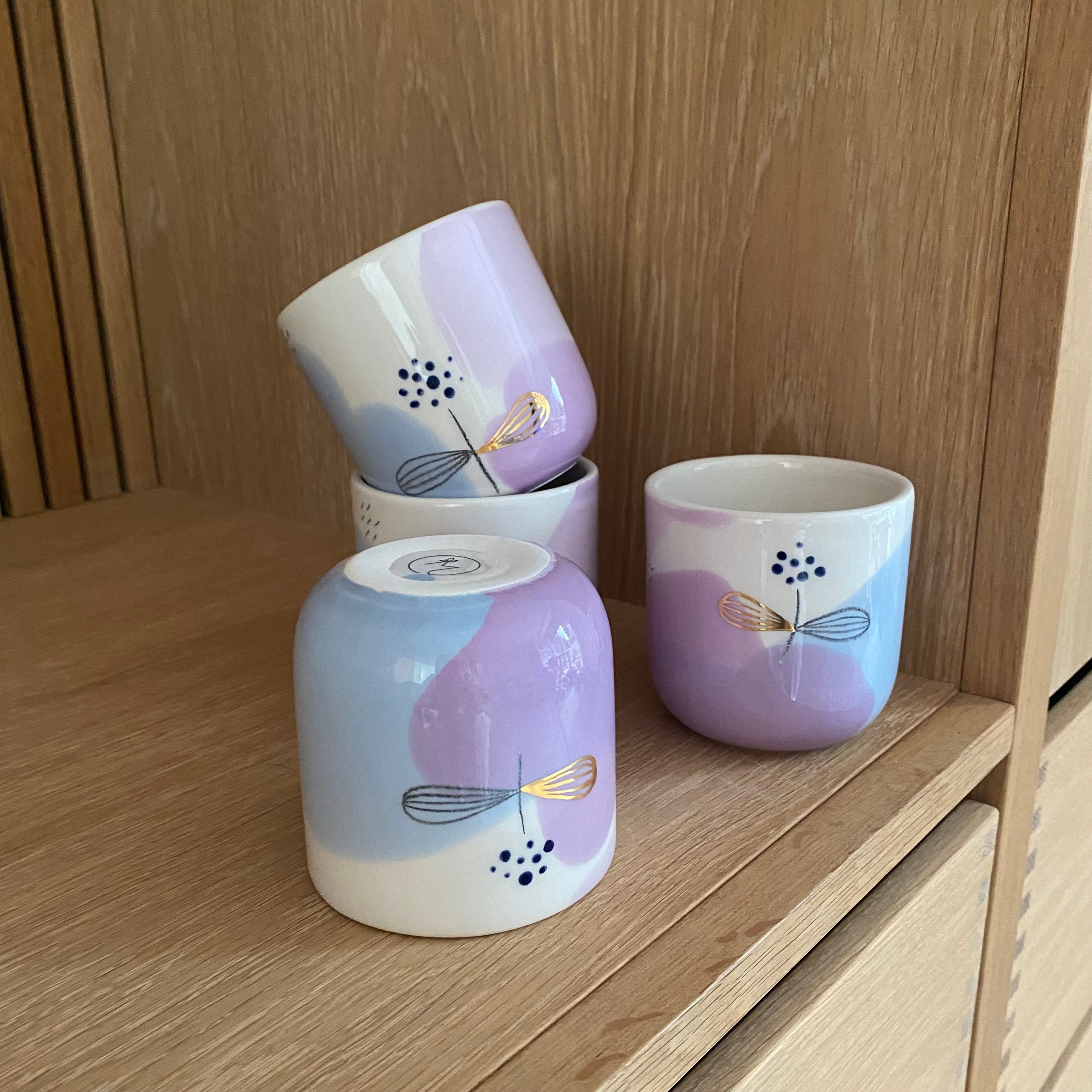 Keramikkop latte 'Blåbær' - blå og lilla serenity - håndlavet