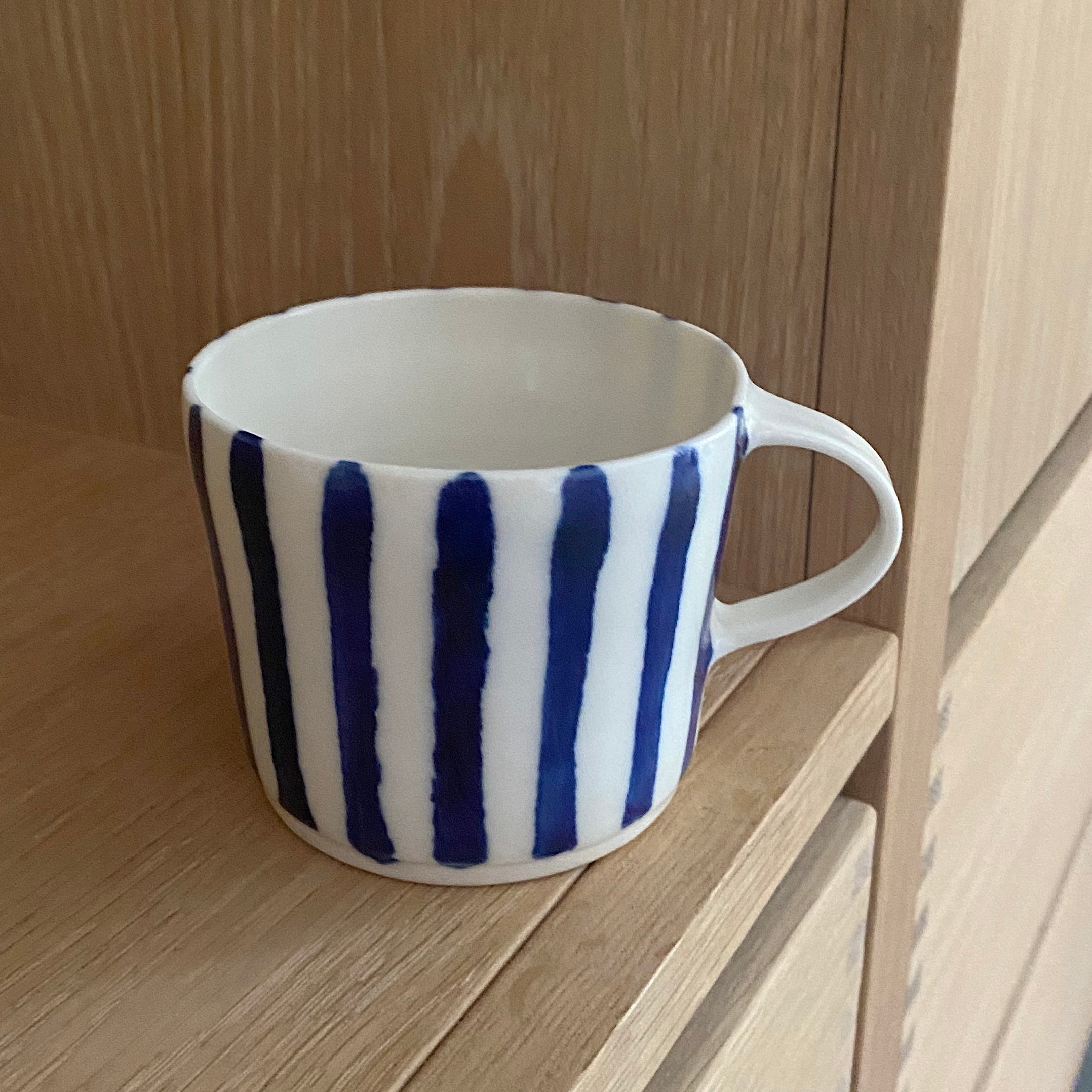 Ann-Louise Roman coffee cup with handle - blue stripes