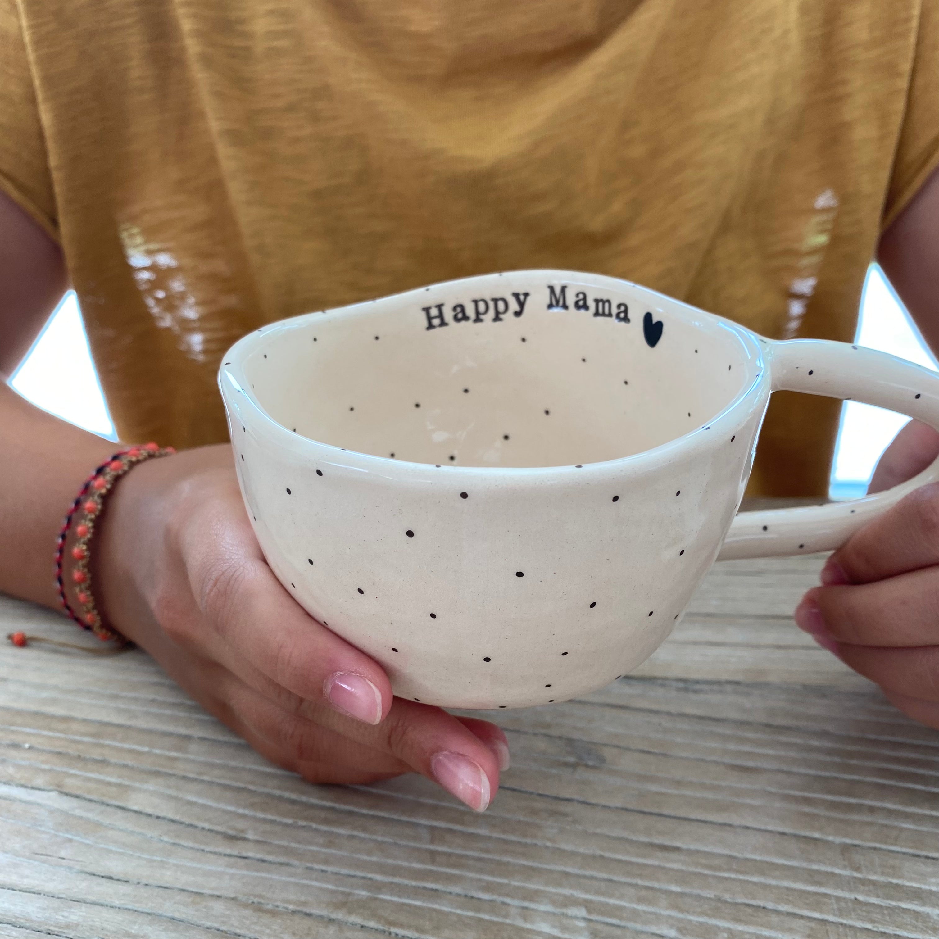 Terra Ceramica pinch kop med tekst, Happy Mama, Love - creme