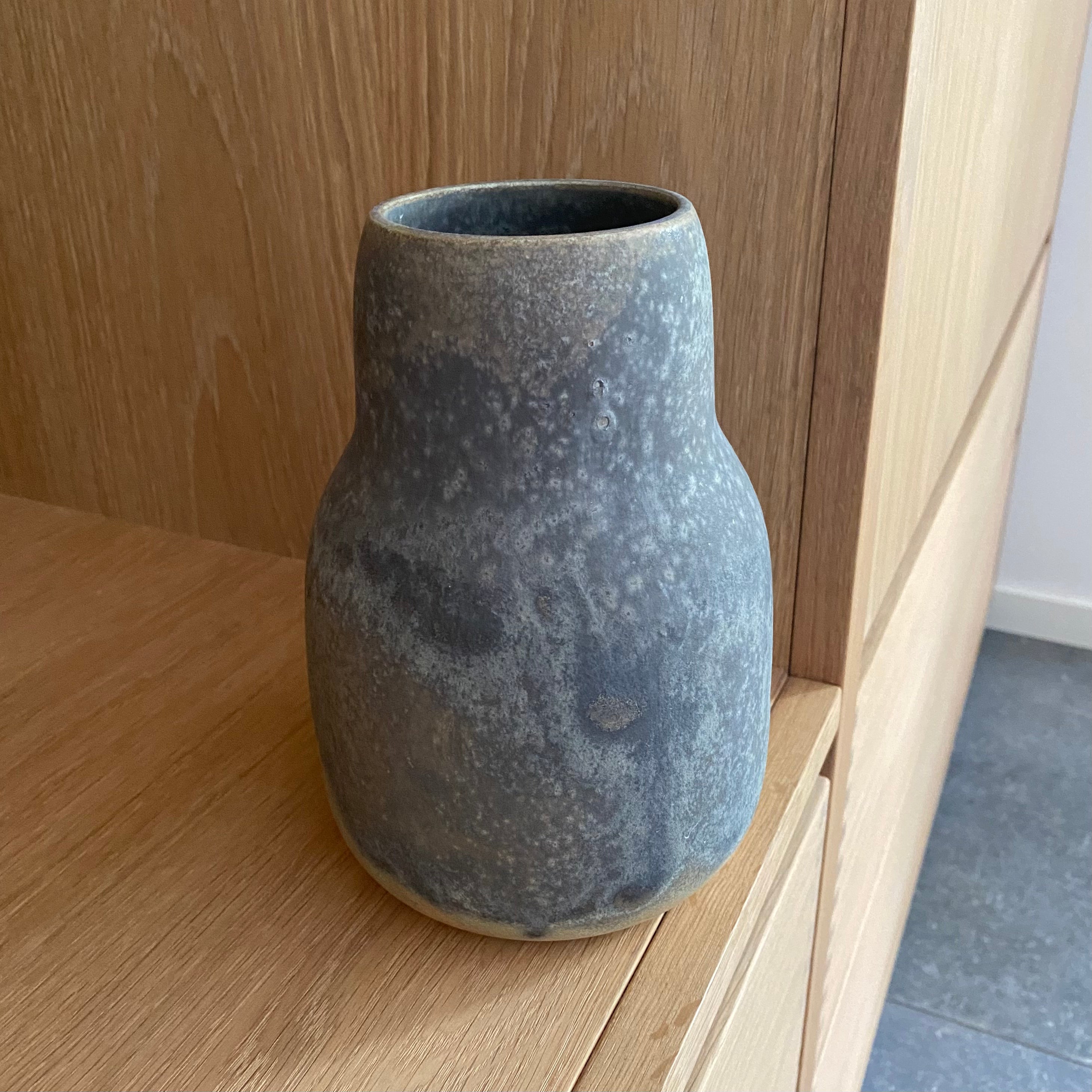Oh Oak vase Nexø large, granite