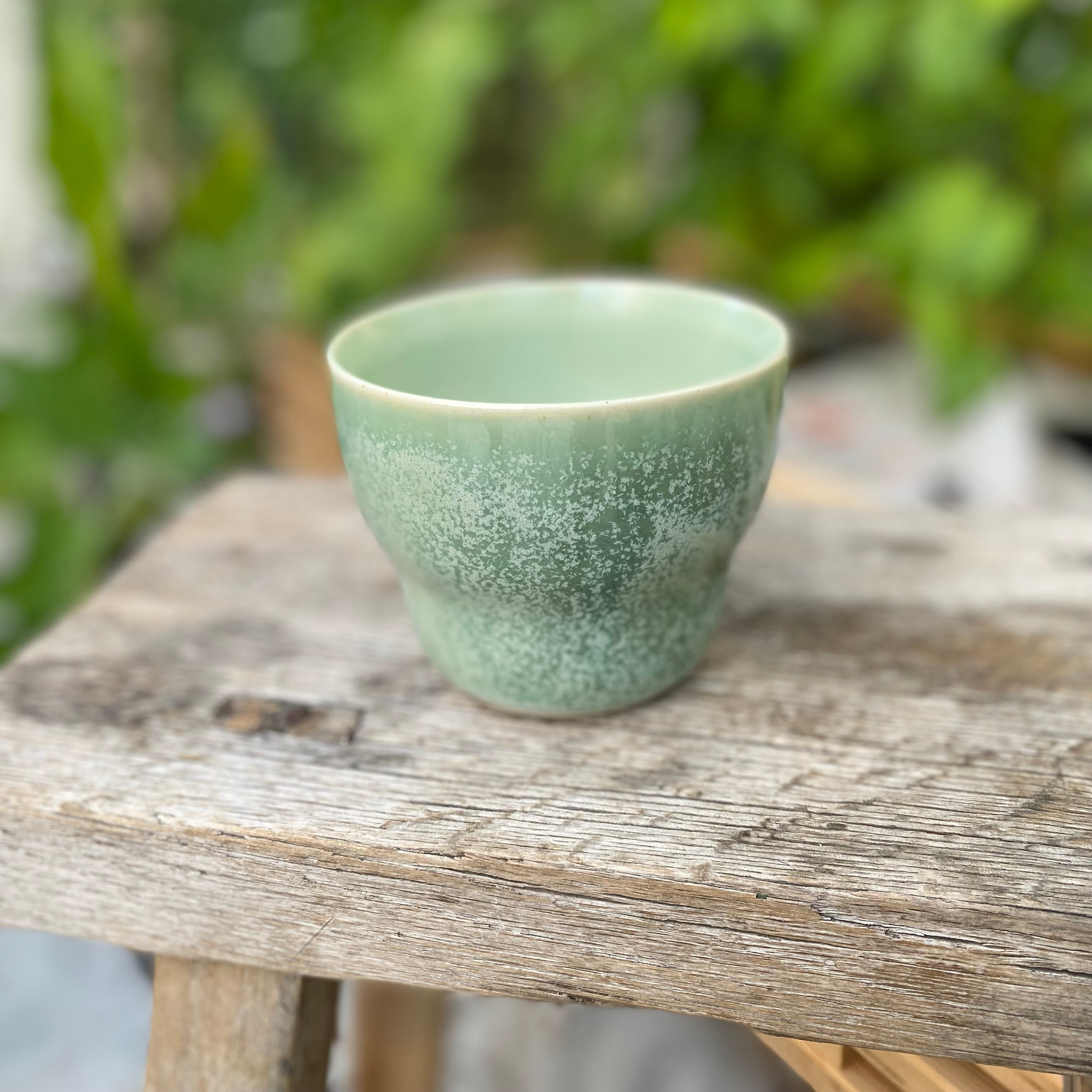 Lattekop Nexø Grass med levende glasurspil